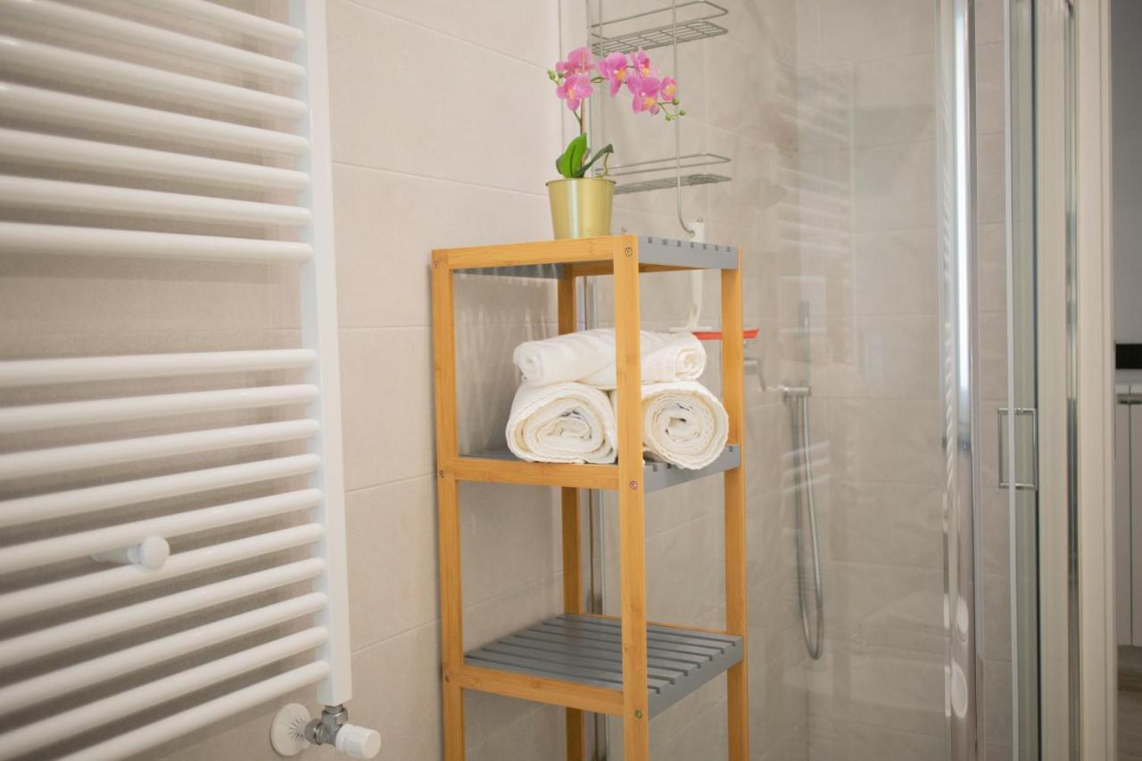 E-Twelve Apartment Naples Extérieur photo